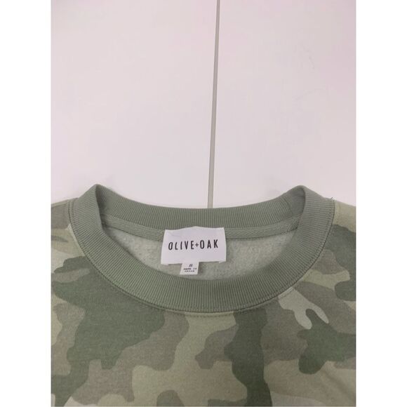 Cute Camo Sweatshirt - Picture 4 of 7